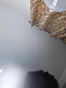 Snapshot of hornycreamybabe chatting on 24, 9, 2025 hornycreamybabe online show from 24, 9, 2025