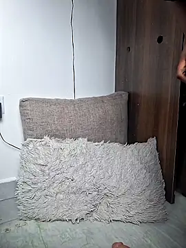 Snapshot of hornycreamybabe chatting on 18, 10, 2025 hornycreamybabe online show from 18, 10, 2025