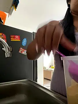 NatashaBrown12 online show from 16, 10, 2025