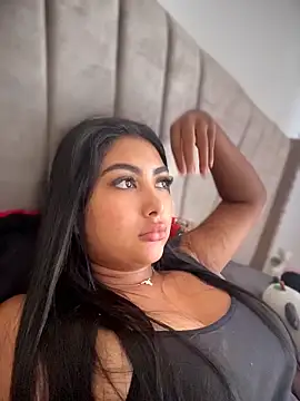 NatashaBrown12 online show from 25, 4, 2026