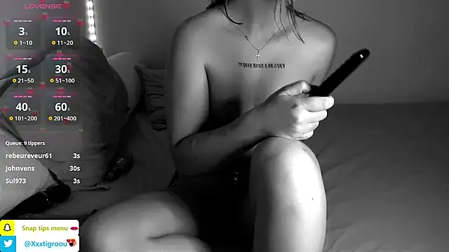 PetiteAngel666 online show from 6, 2, 2025