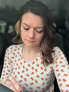 LadyLena1 online show from 20, 12, 2024