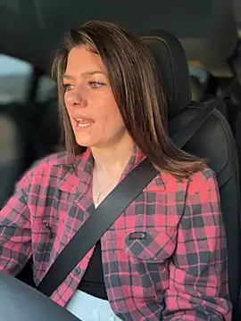 LadyLena1 online show from 5, 1, 2025