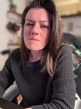 LadyLena1 online show from 6, 1, 2025