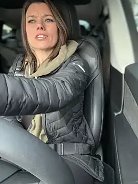 LadyLena1 online show from 28, 11, 2025