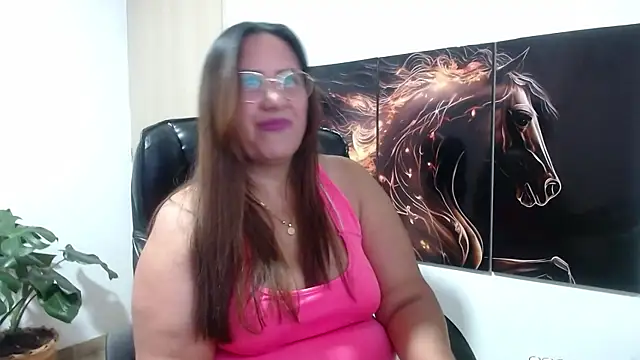 Snapshot of amalia_brunette chatting on 18, 6, 2026 amalia brunette online show from 18, 6, 2026