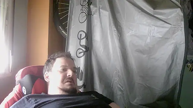 porkorossy online show from 15, 4, 2026