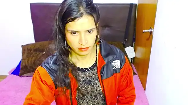 Queen camila online show from 14, 1, 2025