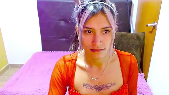 Queen camila online show from 14, 2, 2025