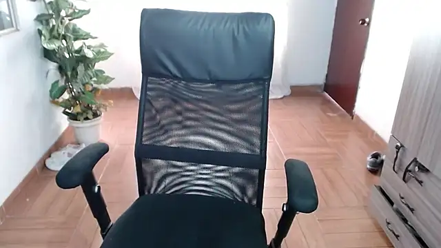 Queen camila online show from 9, 2, 2026