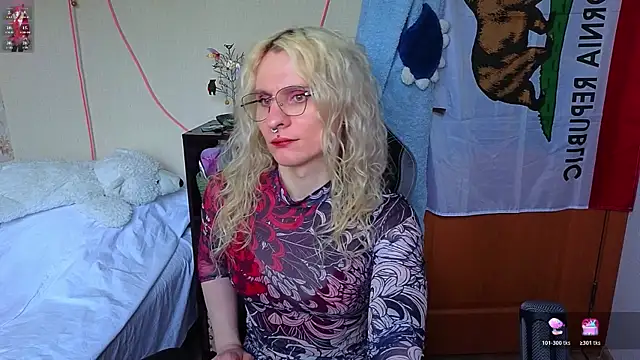 Lori Myaf online show from 23, 4, 2026