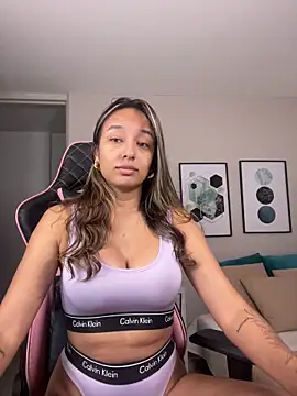 DianaHopson online show from 12, 11, 2025