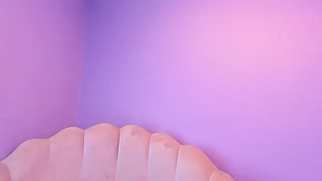 Shanelle   online show from 7, 10, 2025