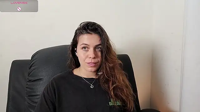 Snapshot of irinasweet27 chatting on 25, 10, 2025 irinasweet27 online show from 25, 10, 2025