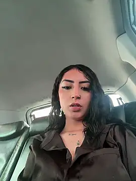 honey fox7 online show from 25, 7, 2026