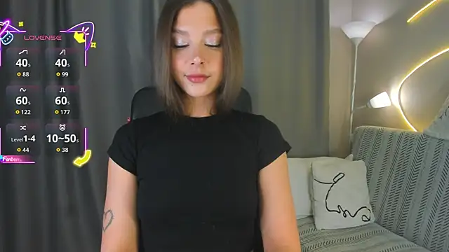 Alice hailey  online show from 28, 4, 2026