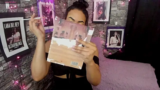 Andrys  online show from 11, 3, 2026