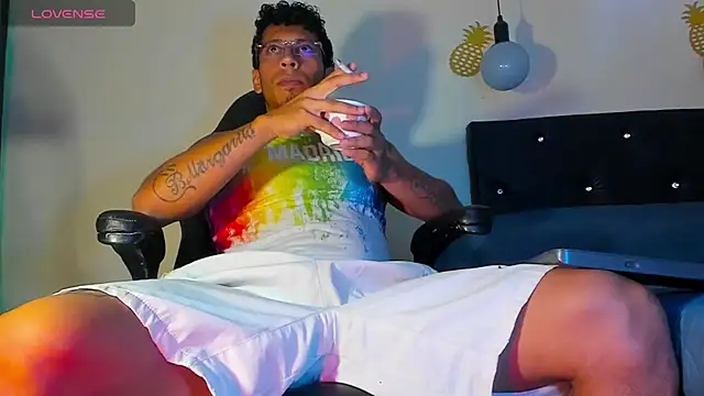 FuckHardlove online show from 16, 1, 2025