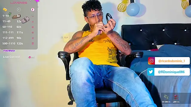 FuckHardlove online show from 1, 2, 2025