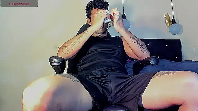 FuckHardlove online show from 8, 3, 2025