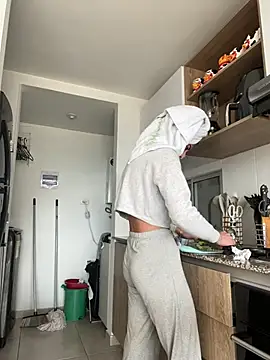 Ameellie online show from 18, 2, 2025