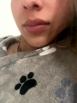 Ameellie online show from 28, 9, 2025