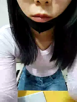 I AM NOT A SLUT online show from 22, 1, 2025