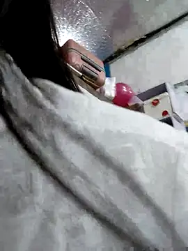 I AM NOT A SLUT online show from 19, 2, 2025