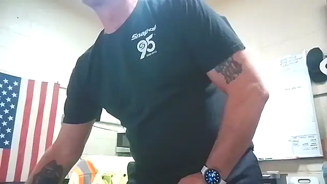 Snapshot of Cockrub1 chatting on 4, 3, 2025 Cockrub1 online show from 4, 3, 2025