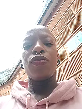 Coco Kiss online show from 27, 10, 2025