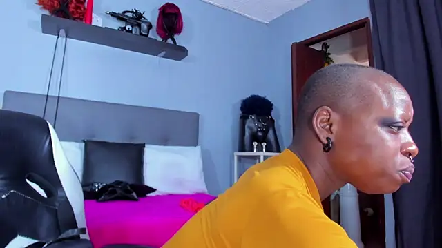 Coco Kiss online show from 15, 4, 2026