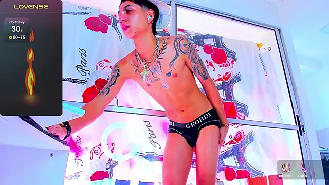 Snapshot of Hardcockboysxxx chatting on 1, 3, 2025 Hardcockboysxxx online show from 1, 3, 2025