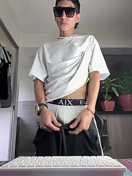 Hardcockboysxxx online show from 26, 4, 2026