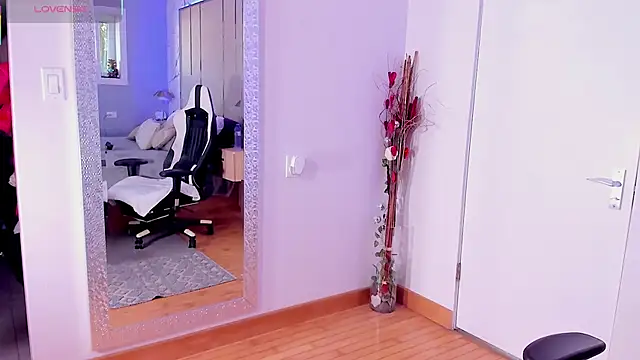 Jadeh Williams02 online show from 1, 10, 2025