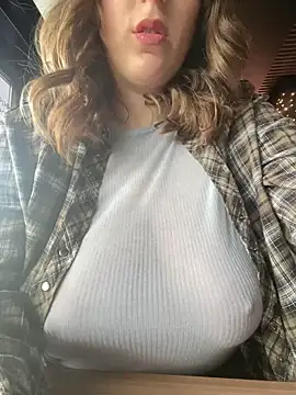 MommmyYummy online show from 10, 2, 2025