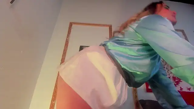 CandyQueenGold online show from 3, 3, 2025