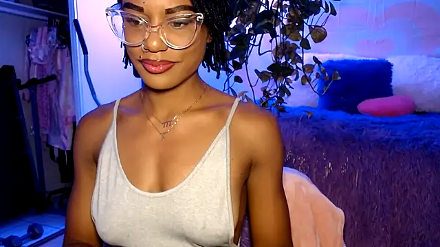 Snapshot of CocoSage chatting on 16, 7, 2026 CocoSage online show from 16, 7, 2026