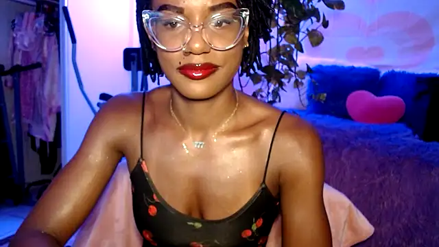 Snapshot of CocoSage chatting on 21, 7, 2026 CocoSage online show from 21, 7, 2026