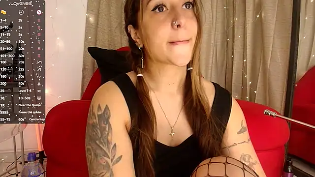 Natasha Wilde  online show from 27, 2, 2026