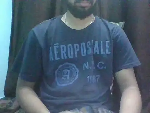 Snapshot of 8inchlegendbro chatting on 17, 5, 2026 8inchlegendbro online show from 17, 5, 2026