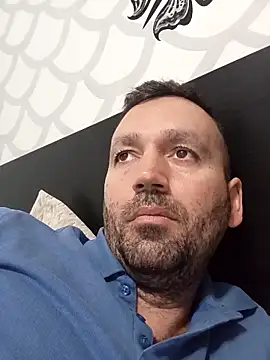 Snapshot of florin421 chatting on 3, 3, 2026 florin421 online show from 3, 3, 2026