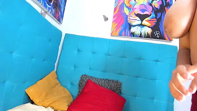 Sasha 0012 online show from 14, 9, 2025