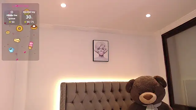 Snapshot of Nicols66 chatting on 23, 9, 2025 Nicols66 online show from 23, 9, 2025