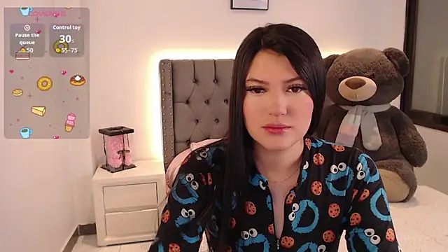 Snapshot of Nicols66 chatting on 12, 11, 2025 Nicols66 online show from 12, 11, 2025