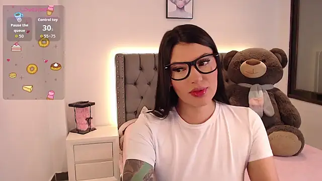 Snapshot of Nicols66 chatting on 29, 11, 2025 Nicols66 online show from 29, 11, 2025