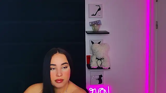 Snapshot of MissAmeliaa chatting on 28, 4, 2026 MissAmeliaa online show from 28, 4, 2026