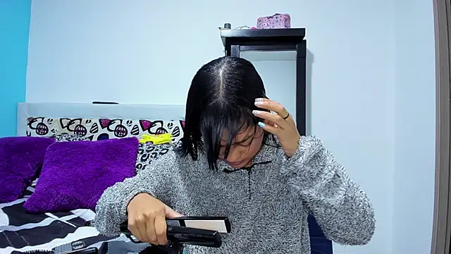 2ScarletandRyan8 online show from 17, 3, 2025