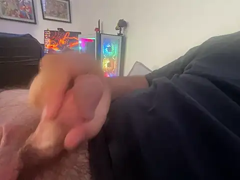HardlyaBrigade online show from 18, 7, 2026