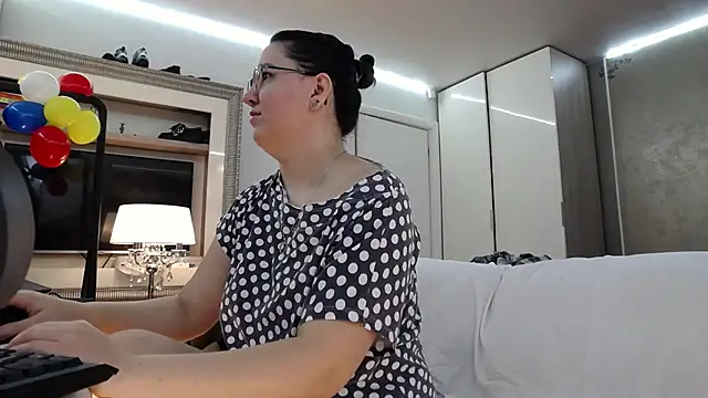Snapshot of ILoveToFeelU chatting on 29, 4, 2026 ILoveToFeelU online show from 29, 4, 2026