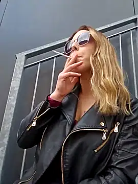 Mia Railey online show from 13, 3, 2025